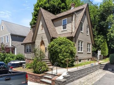 10 Hardwick, Boston, Massachusetts, 3 Bedrooms Bedrooms, 7 Rooms Rooms,1 BathroomBathrooms,Residential,For Sale,Hardwick,73541994 10 Hardwick, Boston, Massachusetts, 3 Bedrooms Bedrooms, 7 Rooms Rooms,1 BathroomBathrooms,Residential,For Sale,Hardwick,73541994