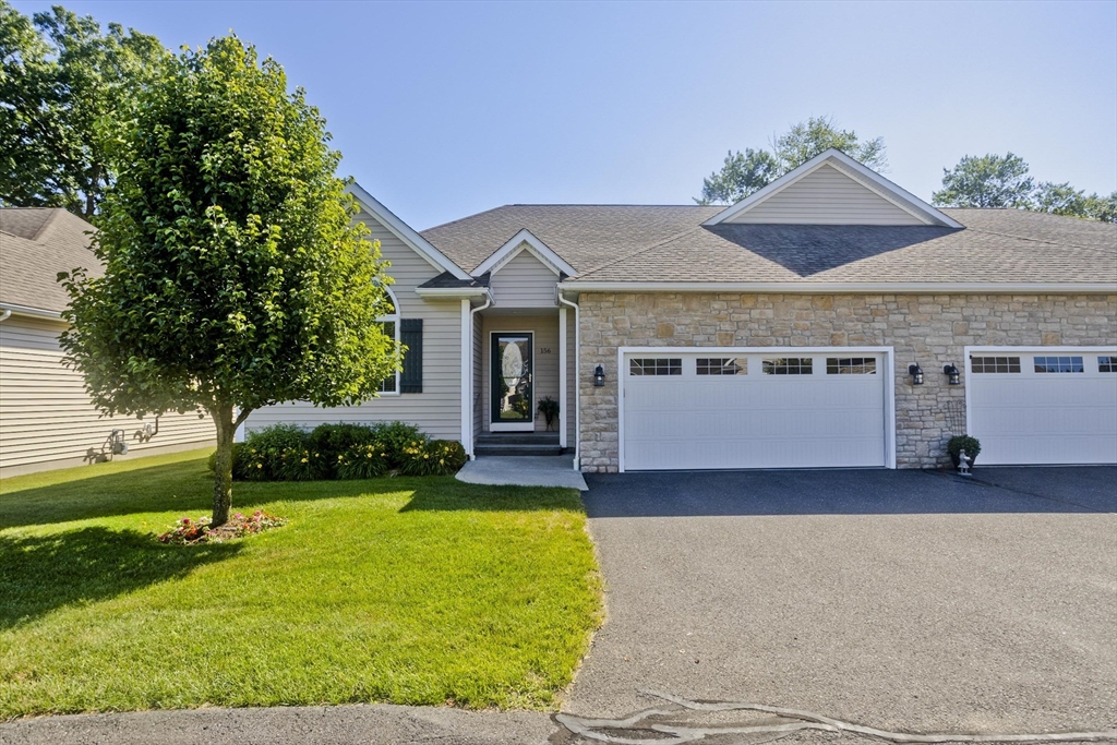 156 Stonybrook Way, South Hadley, Massachusetts, 3 Bedrooms Bedrooms, 7 Rooms Rooms,2.5 BathroomsBathrooms,Residential,For Sale,Stonybrook Way,73542069