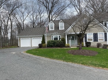 2 Windpath East, West Springfield, Massachusetts, 3 Bedrooms Bedrooms, 6 Rooms Rooms,3 BathroomsBathrooms,Residential,For Sale,Windpath East,73477307