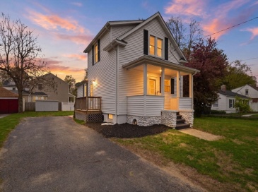 111 Methuen St., Springfield, Massachusetts, 3 Bedrooms Bedrooms, 6 Rooms Rooms,2 BathroomsBathrooms,Residential,For Sale,Methuen St.,73517467