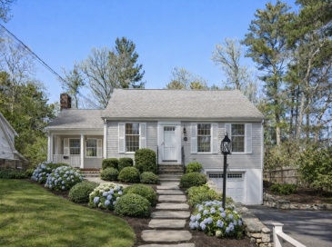 492 Delano Rd, Marion, Massachusetts, 3 Bedrooms Bedrooms, 6 Rooms Rooms,1.5 BathroomsBathrooms,Residential,For Sale,Delano Rd,73500991