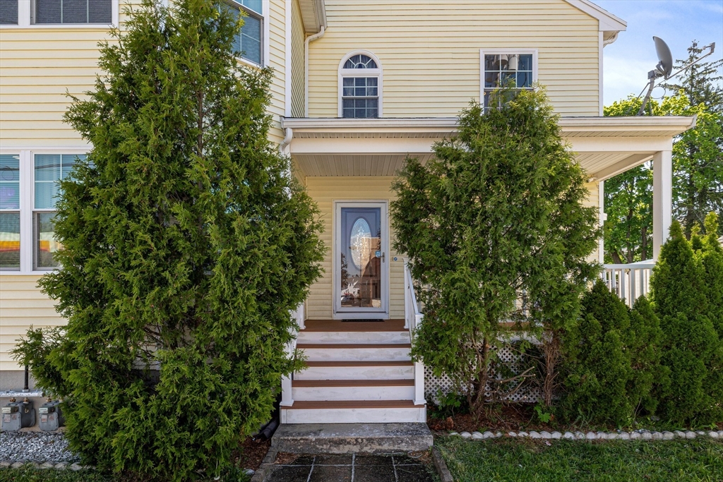 830 Washington St, Stoughton, Massachusetts, 3 Bedrooms Bedrooms, 5 Rooms Rooms,2 BathroomsBathrooms,Residential,For Sale,Washington St,73521556