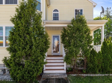 830 Washington St, Stoughton, Massachusetts, 3 Bedrooms Bedrooms, 5 Rooms Rooms,2 BathroomsBathrooms,Residential,For Sale,Washington St,73521556