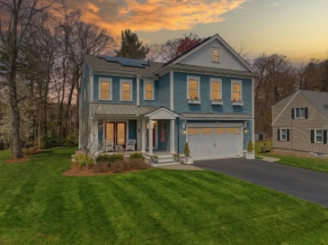 72 Hancock St, Bedford, Massachusetts, 4 Bedrooms Bedrooms, 7 Rooms Rooms,3.5 BathroomsBathrooms,Residential,For Sale,Hancock St,73509609