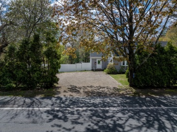 91 North St, Mattapoisett, Massachusetts, 4 Bedrooms Bedrooms, 6 Rooms Rooms,2.5 BathroomsBathrooms,Residential,For Sale,North St,73518563