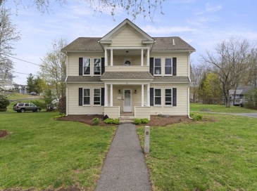11 River Ave, Grafton, Massachusetts, 5 Bedrooms Bedrooms, 10 Rooms Rooms,3 BathroomsBathrooms,Residential,For Sale,River Ave,73504790