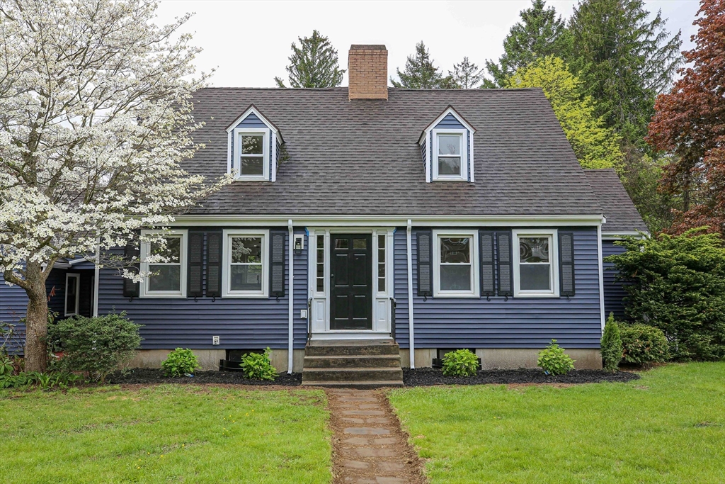 107 Washington St, Hudson, Massachusetts, 4 Bedrooms Bedrooms, 6 Rooms Rooms,2.5 BathroomsBathrooms,Residential,For Sale,Washington St,73519583