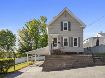 6 Highland St, Wakefield, Massachusetts, 2 Bedrooms Bedrooms, 6 Rooms Rooms,1 BathroomBathrooms,Residential,For Sale,Highland St,73516755