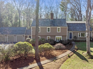 51 High Ridge Road, Boxford, Massachusetts, 4 Bedrooms Bedrooms, 11 Rooms Rooms,3.5 BathroomsBathrooms,Residential,For Sale,High Ridge Road,73524540