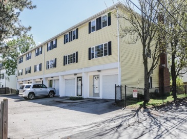 14 Kenneson Rd, Somerville, Massachusetts, 2 Bedrooms Bedrooms, 6 Rooms Rooms,1.5 BathroomsBathrooms,Residential,For Sale,Kenneson Rd,73518463