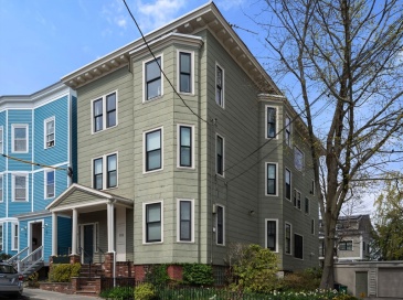 118 Kinnaird St, Cambridge, Massachusetts, 3 Bedrooms Bedrooms, 7 Rooms Rooms,1 BathroomBathrooms,Residential,For Sale,Kinnaird St,73518202