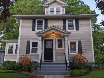 17 Longfellow Road, Worcester, Massachusetts, 3 Bedrooms Bedrooms, 7 Rooms Rooms,1.5 BathroomsBathrooms,Residential Lease,For Rent,Longfellow Road,73522629