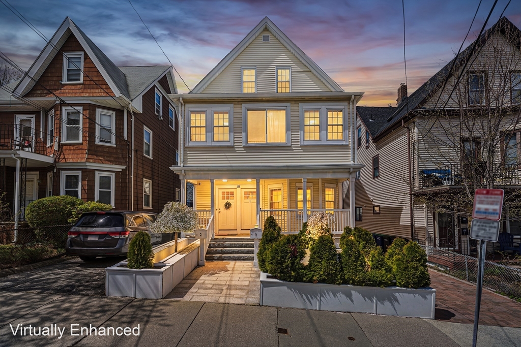 19 Conwell St, Somerville, Massachusetts, 3 Bedrooms Bedrooms, 6 Rooms Rooms,2 BathroomsBathrooms,Residential,For Sale,Conwell St,73508492