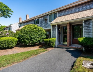 32 Townhouse Terrace, Barnstable, Massachusetts, 2 Bedrooms Bedrooms, 4 Rooms Rooms,1.5 BathroomsBathrooms,Residential,For Sale,Townhouse Terrace,73529449