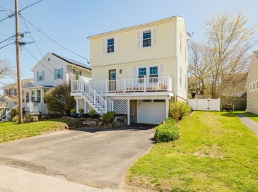 111 Foxboro Ave, Portsmouth, Rhode Island, 3 Bedrooms Bedrooms, 6 Rooms Rooms,1.5 BathroomsBathrooms,Residential,For Sale,Foxboro Ave,73508698 111 Foxboro Ave, Portsmouth, Rhode Island, 3 Bedrooms Bedrooms, 6 Rooms Rooms,1.5 BathroomsBathrooms,Residential,For Sale,Foxboro Ave,73508698
