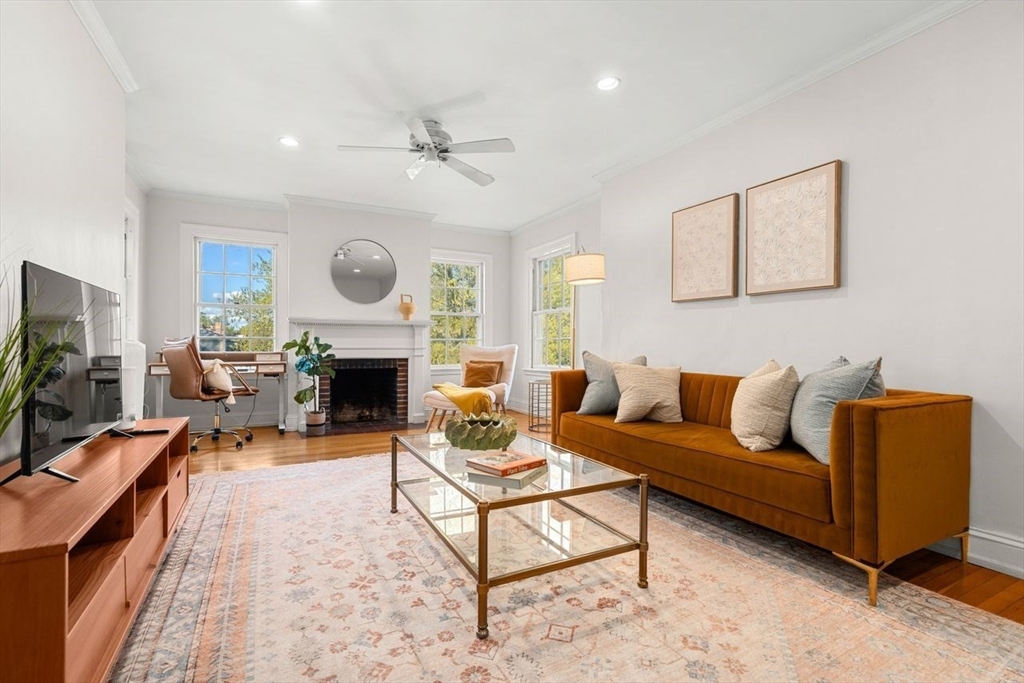 41 Linnaean St, Cambridge, Massachusetts, 1 Bedroom Bedrooms, 4 Rooms Rooms,1 BathroomBathrooms,Residential,For Sale,Linnaean St,73518572