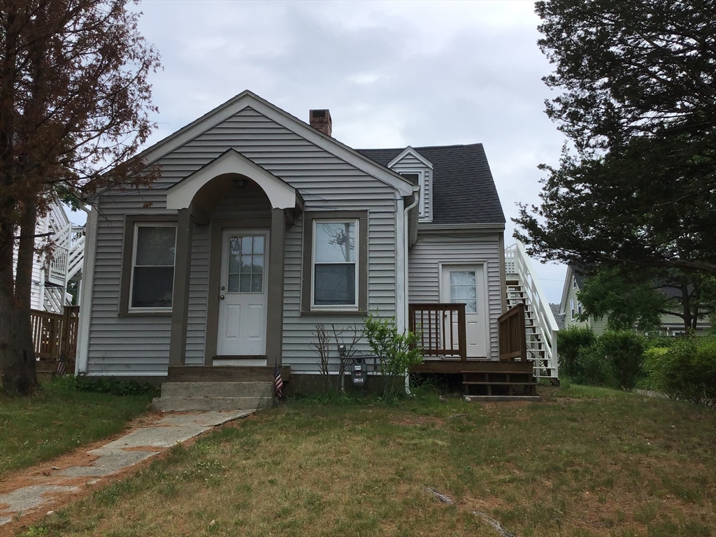 52 Sea St, Weymouth, Massachusetts, 4 Bedrooms Bedrooms, 8 Rooms Rooms,2 BathroomsBathrooms,Residential Income,For Sale,Sea St,73542365
