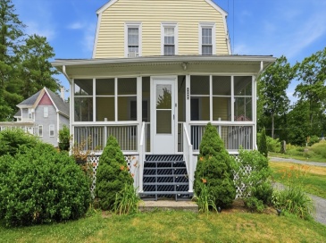 1288 Newman Avenue, Seekonk, Massachusetts, 3 Bedrooms Bedrooms, 7 Rooms Rooms,1.5 BathroomsBathrooms,Residential,For Sale,Newman Avenue,73542041 1288 Newman Avenue, Seekonk, Massachusetts, 3 Bedrooms Bedrooms, 7 Rooms Rooms,1.5 BathroomsBathrooms,Residential,For Sale,Newman Avenue,73542041