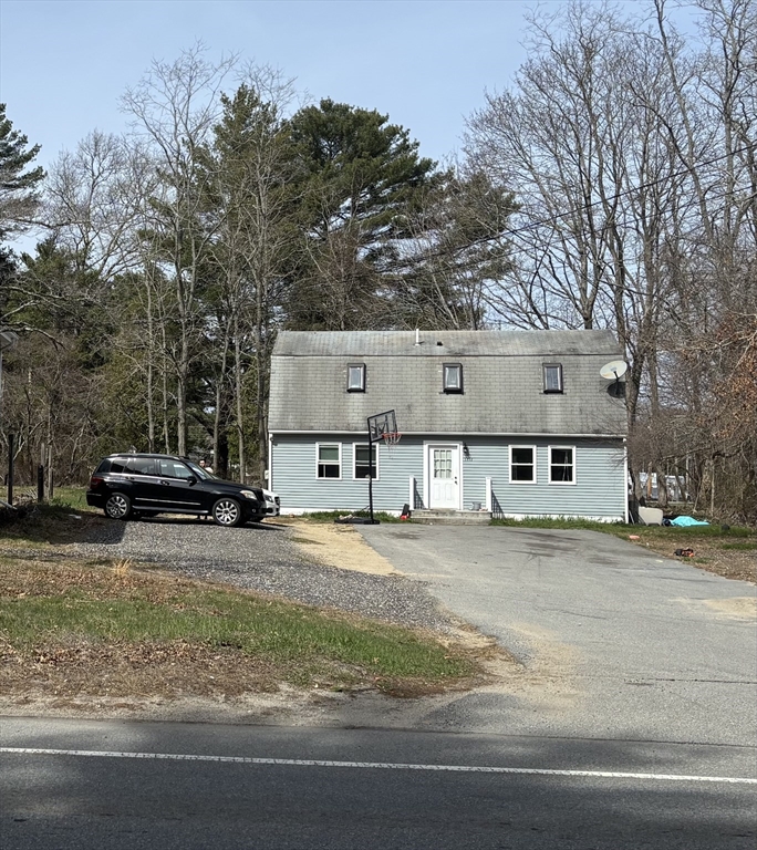 2232 Cranberry Hwy, Wareham, Massachusetts, 4 Bedrooms Bedrooms, 7 Rooms Rooms,1 BathroomBathrooms,Residential,For Sale,Cranberry Hwy,73500731