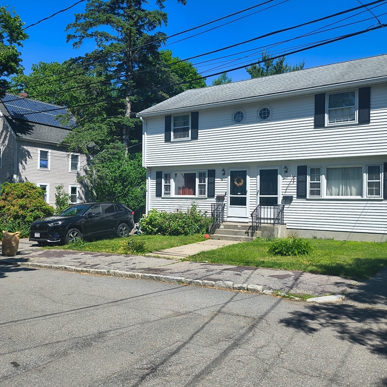 62 Lancaster Road, Arlington, Massachusetts, 3 Bedrooms Bedrooms, 5 Rooms Rooms,1.5 BathroomsBathrooms,Residential Lease,For Rent,Lancaster Road,73542317