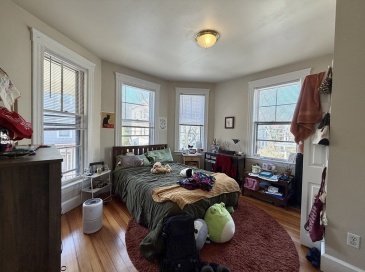361 Washington St, Cambridge, Massachusetts, 3 Bedrooms Bedrooms, 6 Rooms Rooms,1 BathroomBathrooms,Residential Lease,For Rent,Washington St,73542315