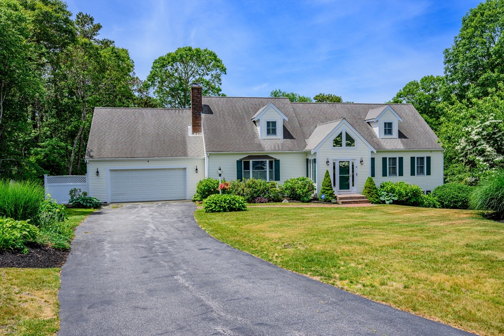 29 Water View Circle, Barnstable, Massachusetts, 3 Bedrooms Bedrooms, 6 Rooms Rooms,2.5 BathroomsBathrooms,Residential,For Sale,Water View Circle,73542324