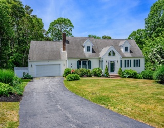 29 Water View Circle, Barnstable, Massachusetts, 3 Bedrooms Bedrooms, 6 Rooms Rooms,2.5 BathroomsBathrooms,Residential,For Sale,Water View Circle,73542324