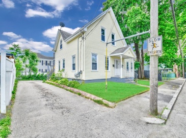 10 Milton St, Brockton, Massachusetts, 3 Bedrooms Bedrooms, 6 Rooms Rooms,1 BathroomBathrooms,Residential Lease,For Rent,Milton St,73542354
