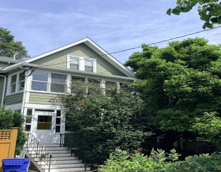 62 Brattle St, Arlington, Massachusetts, 2 Bedrooms Bedrooms, 5 Rooms Rooms,1 BathroomBathrooms,Residential Lease,For Rent,Brattle St,73542527