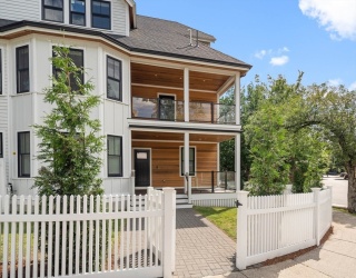 177 Thorndike St, Brookline, Massachusetts, 4 Bedrooms Bedrooms, 8 Rooms Rooms,4.5 BathroomsBathrooms,Residential,For Sale,Thorndike St,73542360