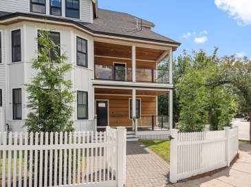 177 Thorndike St, Brookline, Massachusetts, 4 Bedrooms Bedrooms, 8 Rooms Rooms,4.5 BathroomsBathrooms,Residential,For Sale,Thorndike St,73542360