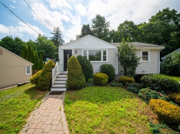 268 Lexington St, Woburn, Massachusetts, 3 Bedrooms Bedrooms, 7 Rooms Rooms,1 BathroomBathrooms,Residential,For Sale,Lexington St,73542468 268 Lexington St, Woburn, Massachusetts, 3 Bedrooms Bedrooms, 7 Rooms Rooms,1 BathroomBathrooms,Residential,For Sale,Lexington St,73542468