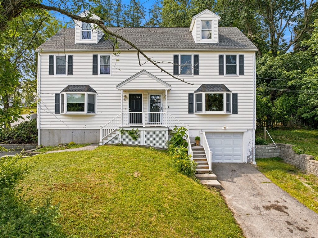 24 Washington St, Methuen, Massachusetts, 3 Bedrooms Bedrooms, 6 Rooms Rooms,1.5 BathroomsBathrooms,Residential,For Sale,Washington St,73542571