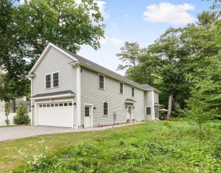 1295 Main St, Reading, Massachusetts, 4 Bedrooms Bedrooms, 8 Rooms Rooms,2.5 BathroomsBathrooms,Residential,For Sale,Main St,73542577