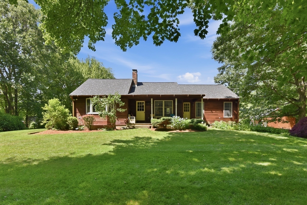 455 Sodom Rd, Westport, Massachusetts, 2 Bedrooms Bedrooms, 4 Rooms Rooms,1 BathroomBathrooms,Residential,For Sale,Sodom Rd,73542493