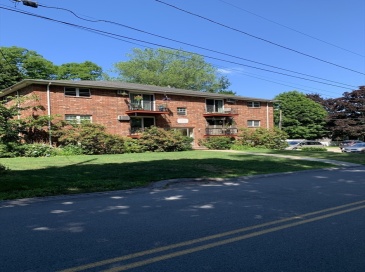 70 Madison, Amesbury, Massachusetts, 2 Bedrooms Bedrooms, 4 Rooms Rooms,1 BathroomBathrooms,Residential Lease,For Rent,Madison,73542590