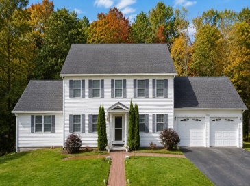 5 Poe Cir, Tyngsborough, Massachusetts, 4 Bedrooms Bedrooms, 8 Rooms Rooms,2.5 BathroomsBathrooms,Residential,For Sale,Poe Cir,73542582
