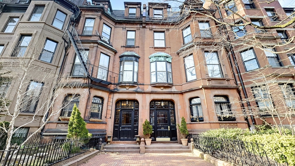 173 Marlborough St., Boston, Massachusetts, 3 Rooms Rooms,1 BathroomBathrooms,Residential Lease,For Rent,Marlborough St.,73542609