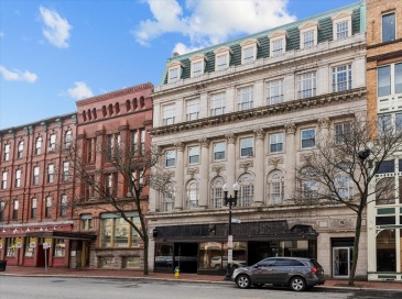 280 Essex Street, Lawrence, Massachusetts, 3 Bedrooms Bedrooms, 5 Rooms Rooms,2 BathroomsBathrooms,Residential Lease,For Rent,Essex Street,73500299