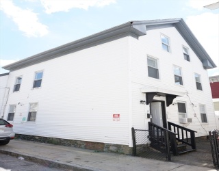 7 Floyd, Lowell, Massachusetts, 4 Bedrooms Bedrooms, 8 Rooms Rooms,1 BathroomBathrooms,Residential Lease,For Rent,Floyd,73542416