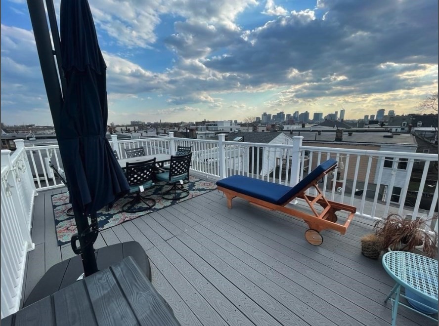 238 Saratoga, Boston, Massachusetts, 3 Bedrooms Bedrooms, 5 Rooms Rooms,2 BathroomsBathrooms,Residential Lease,For Rent,Saratoga,73542424