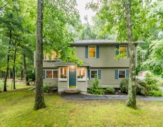 13 Westwood St, Burlington, Massachusetts, 3 Bedrooms Bedrooms, 8 Rooms Rooms,2 BathroomsBathrooms,Residential Lease,For Rent,Westwood St,73542454