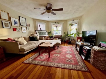 11 Heath, Somerville, Massachusetts, 2 Bedrooms Bedrooms, 5 Rooms Rooms,1 BathroomBathrooms,Residential Lease,For Rent,Heath,73542464 11 Heath, Somerville, Massachusetts, 2 Bedrooms Bedrooms, 5 Rooms Rooms,1 BathroomBathrooms,Residential Lease,For Rent,Heath,73542464
