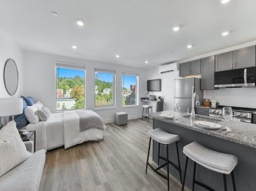 585 Essex St, Lynn, Massachusetts, 1 Room Rooms,1 BathroomBathrooms,Residential Lease,For Rent,Essex St,73542631 585 Essex St, Lynn, Massachusetts, 1 Room Rooms,1 BathroomBathrooms,Residential Lease,For Rent,Essex St,73542631