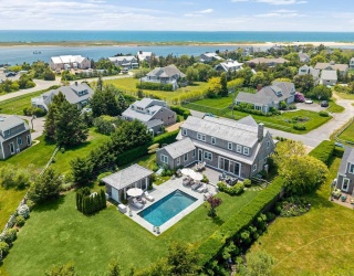 17 Katama Point, Edgartown, Massachusetts, 4 Bedrooms Bedrooms, 9 Rooms Rooms,5.5 BathroomsBathrooms,Residential,For Sale,Katama Point,73542635