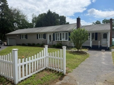 93 Golf Ave, Methuen, Massachusetts, 3 Bedrooms Bedrooms, 8 Rooms Rooms,2 BathroomsBathrooms,Residential,For Sale,Golf Ave,73542480 93 Golf Ave, Methuen, Massachusetts, 3 Bedrooms Bedrooms, 8 Rooms Rooms,2 BathroomsBathrooms,Residential,For Sale,Golf Ave,73542480