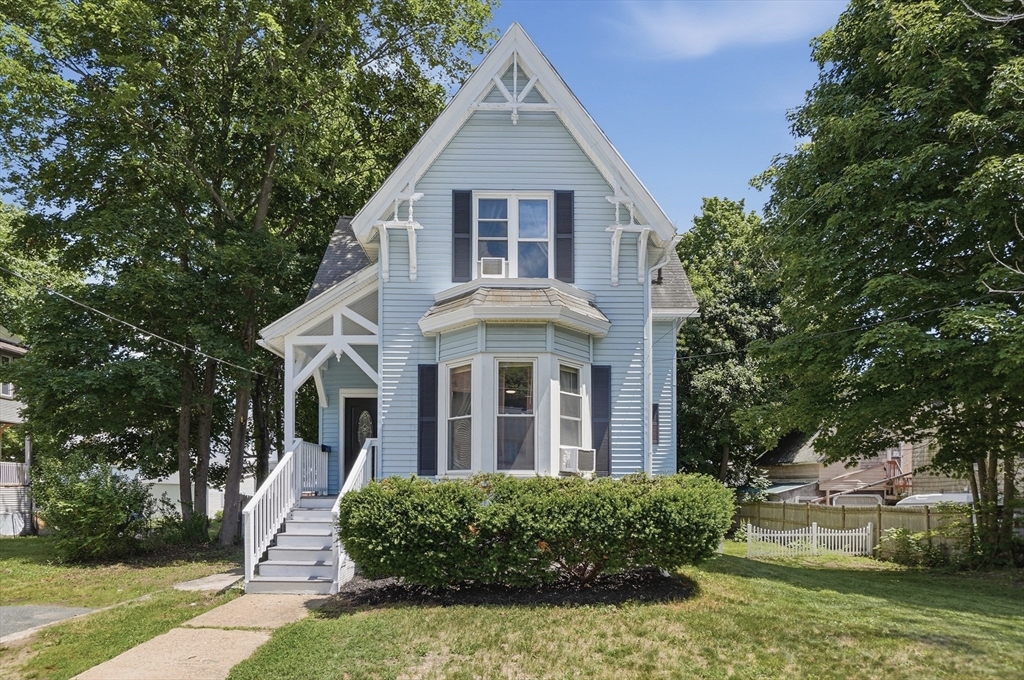 123 Woodland Avenue, Gardner, Massachusetts, 3 Bedrooms Bedrooms, 7 Rooms Rooms,2 BathroomsBathrooms,Residential,For Sale,Woodland Avenue,73542488