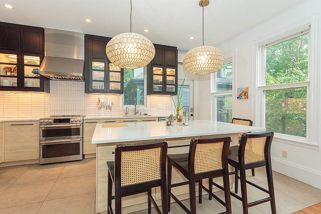 126 Paul Gore Street, Boston, Massachusetts, 5 Bedrooms Bedrooms, 10 Rooms Rooms,3 BathroomsBathrooms,Residential,For Sale,Paul Gore Street,73542656