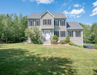 126 Yew Street, Douglas, Massachusetts, 4 Bedrooms Bedrooms, 9 Rooms Rooms,2.5 BathroomsBathrooms,Residential,For Sale,Yew Street,73542681