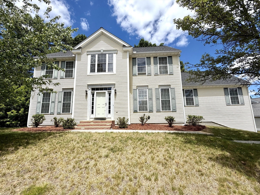 43 Independence Ln, Ashland, Massachusetts, 4 Bedrooms Bedrooms, 10 Rooms Rooms,2.5 BathroomsBathrooms,Residential Lease,For Rent,Independence Ln,73536974